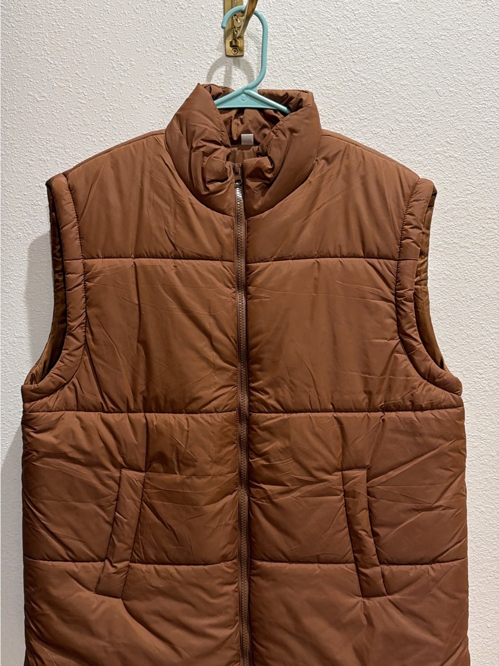 Women’s puffer vest